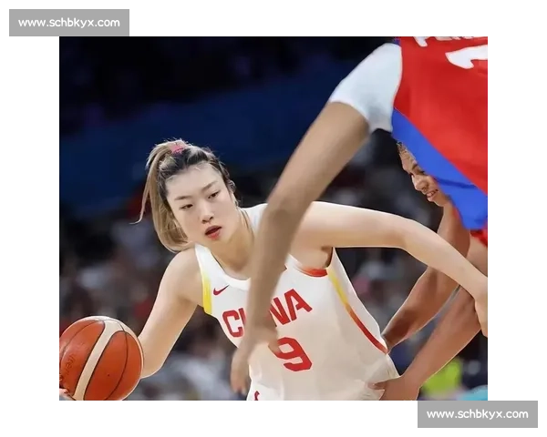 李梦缺席热身赛原因揭晓 宫鲁鸣:伤病恢复优先 李梦缺席热身赛原因揭晓 宫鲁鸣:伤病恢复优先