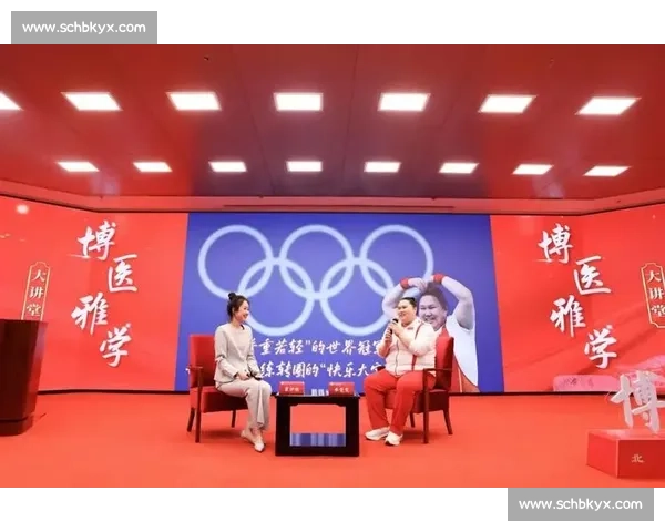 稳稳上分!奥运冠军李雯雯携 iPhone 17 Pro 为马尾文旅续航 稳稳上分!奥运冠军李雯雯携 iPhone 17 Pro 为马尾文旅续航