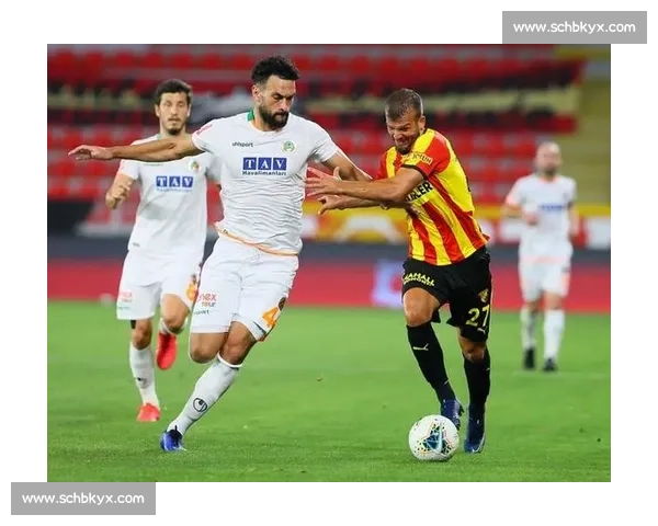 德天空:红军锋线引援锁定三大目标,伊萨克领衔中锋争夺战 德天空:红军锋线引援锁定三大目标,伊萨克领衔中锋争夺战